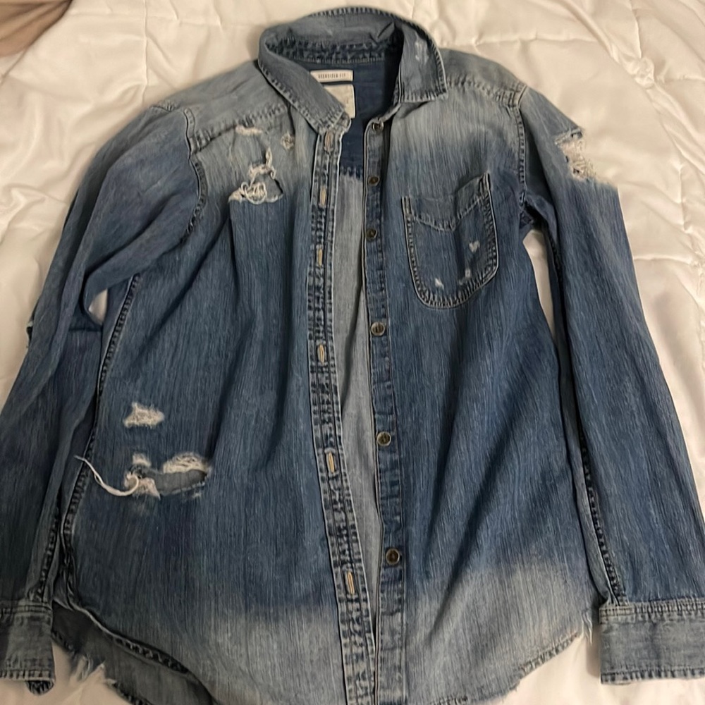 American Eagle Xs Oversized light weight Jean Jacket